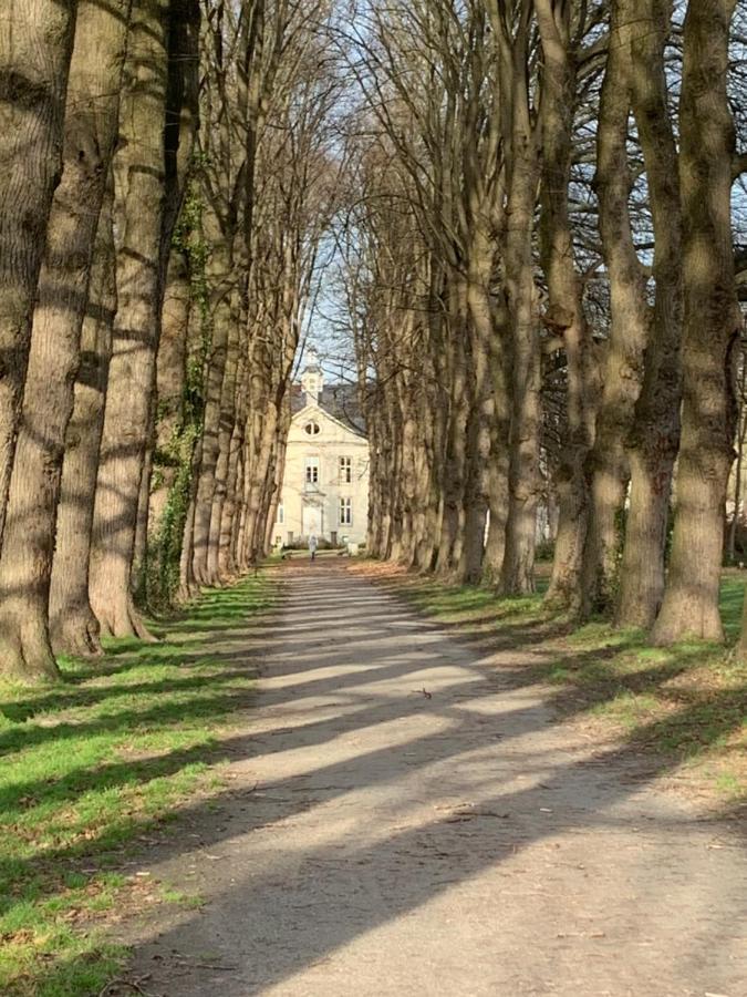 De Lotuspoort Met Mihr'S B&B In De Abdij Van Bornem Exterior foto