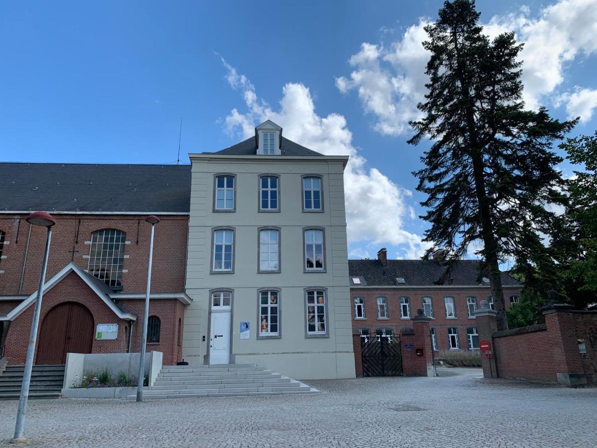 De Lotuspoort Met Mihr'S B&B In De Abdij Van Bornem Exterior foto